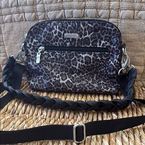 Baggalini. Brown and Black Crossbody Bag